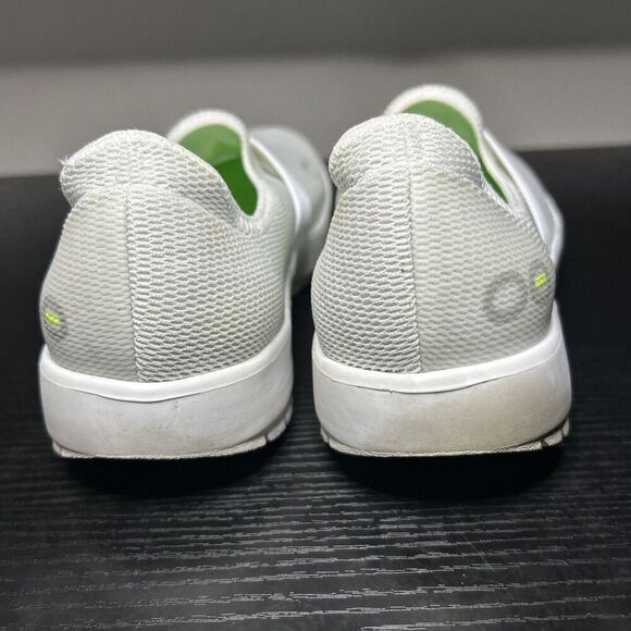OOFOS OOmg eeZee Low Mesh Womens Size 9 White Slip On Recovery Shoes - Picture 8 of 14